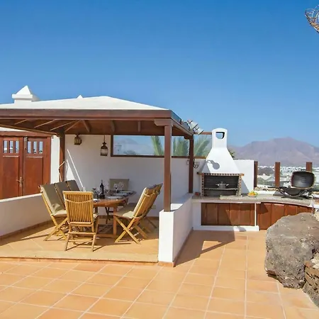 Playa Blanca Sleeps 10 Pool Air Con Wifi Villa *