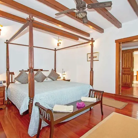 Вилла Playa Blanca Sleeps 10 Pool Air Con Wifi *